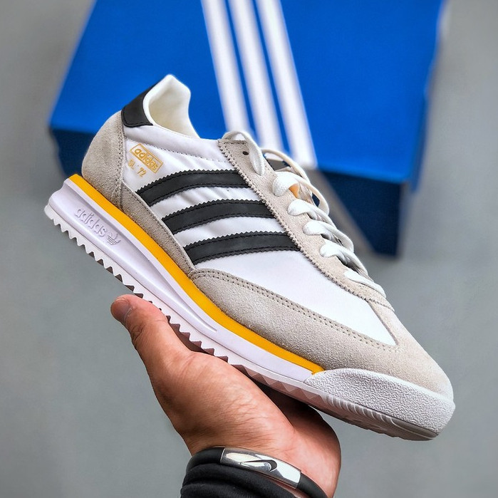 รองเท้าวิ่งวินเทจ Originals SL 72 RS IH4823