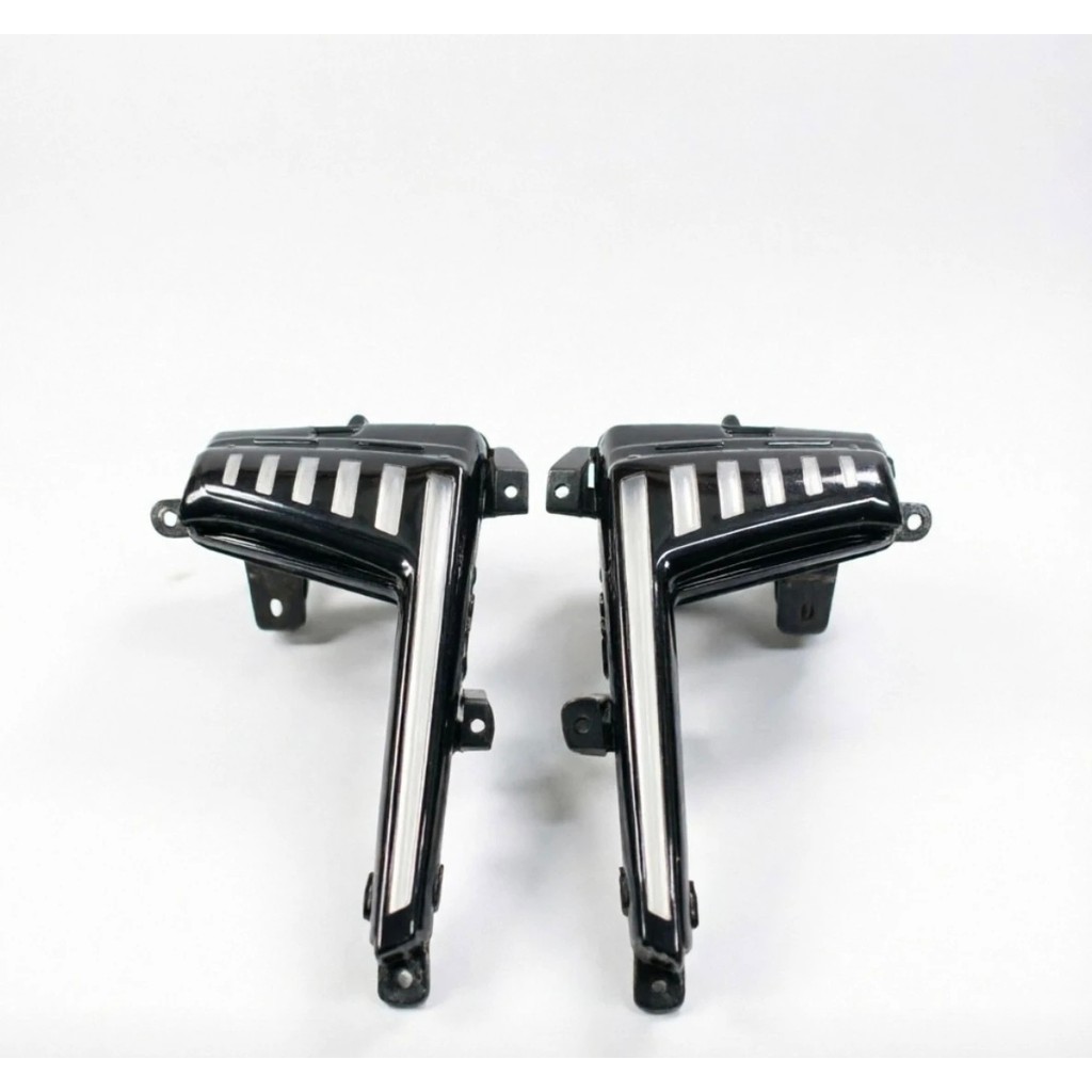 PCT0 OE 4K0941055 4K0941056 ใช้กันชนหน้า LED ไฟวิ่งกลางวัน H9 หลอดไฟ 12V ไฟเลี้ยวสําหรับ Audi A6 A6L