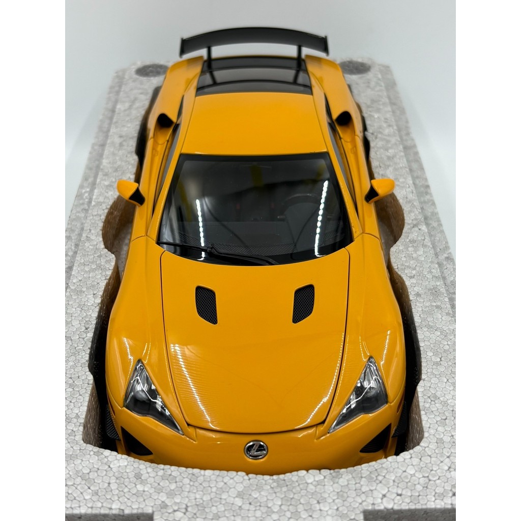 Autoart 1/18 Lexus LFA Lexus LFA Newborg Green Version AA Old Alloy บรรจุภัณฑ์ Intact