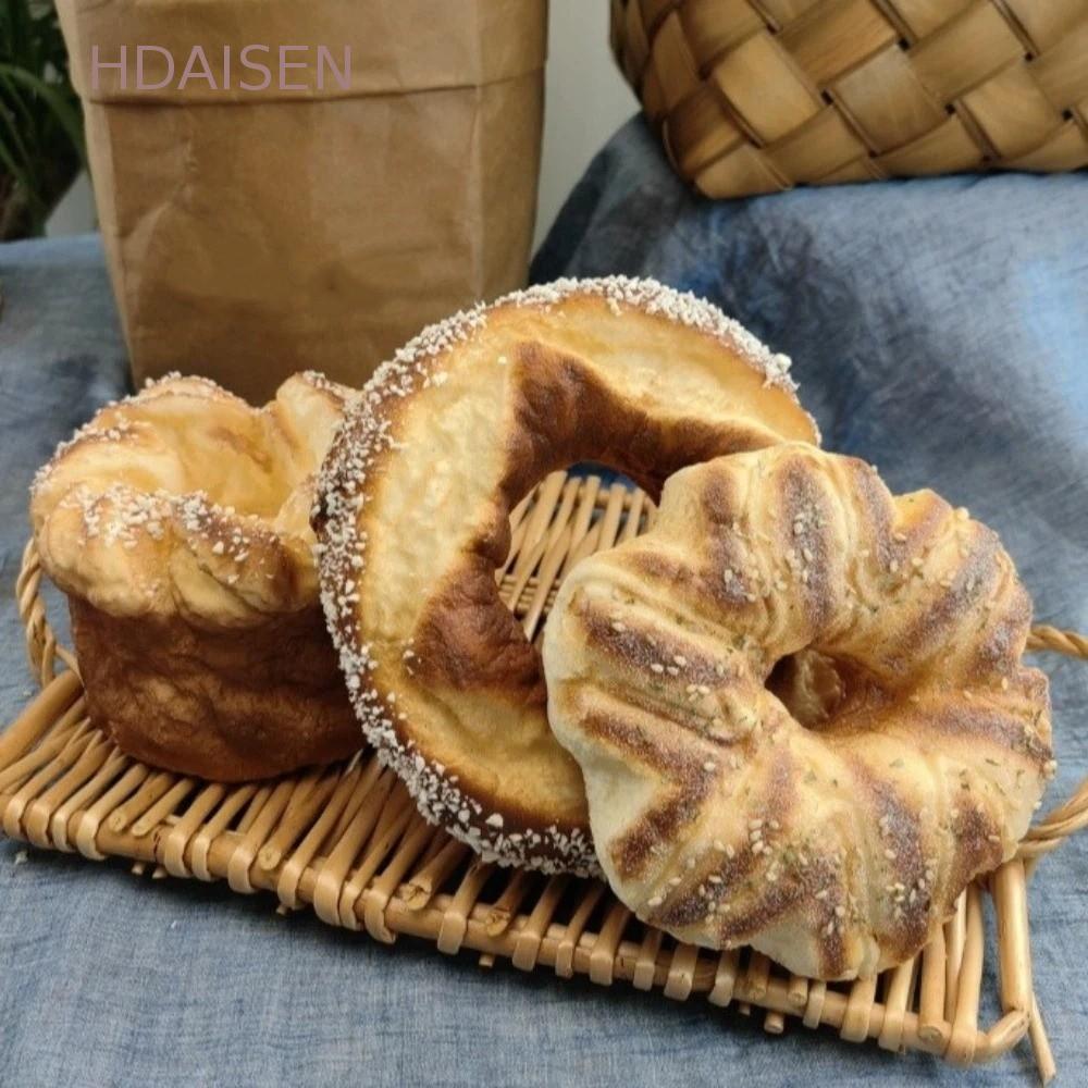 HDAISEN ขนมปังเทียม, PU นุ่มสมจริงประดิษฐ์ Lye ขนมปัง, เครื่องประดับจําลองปลอดสารพิษตกแต่งที่น่าสนใจ