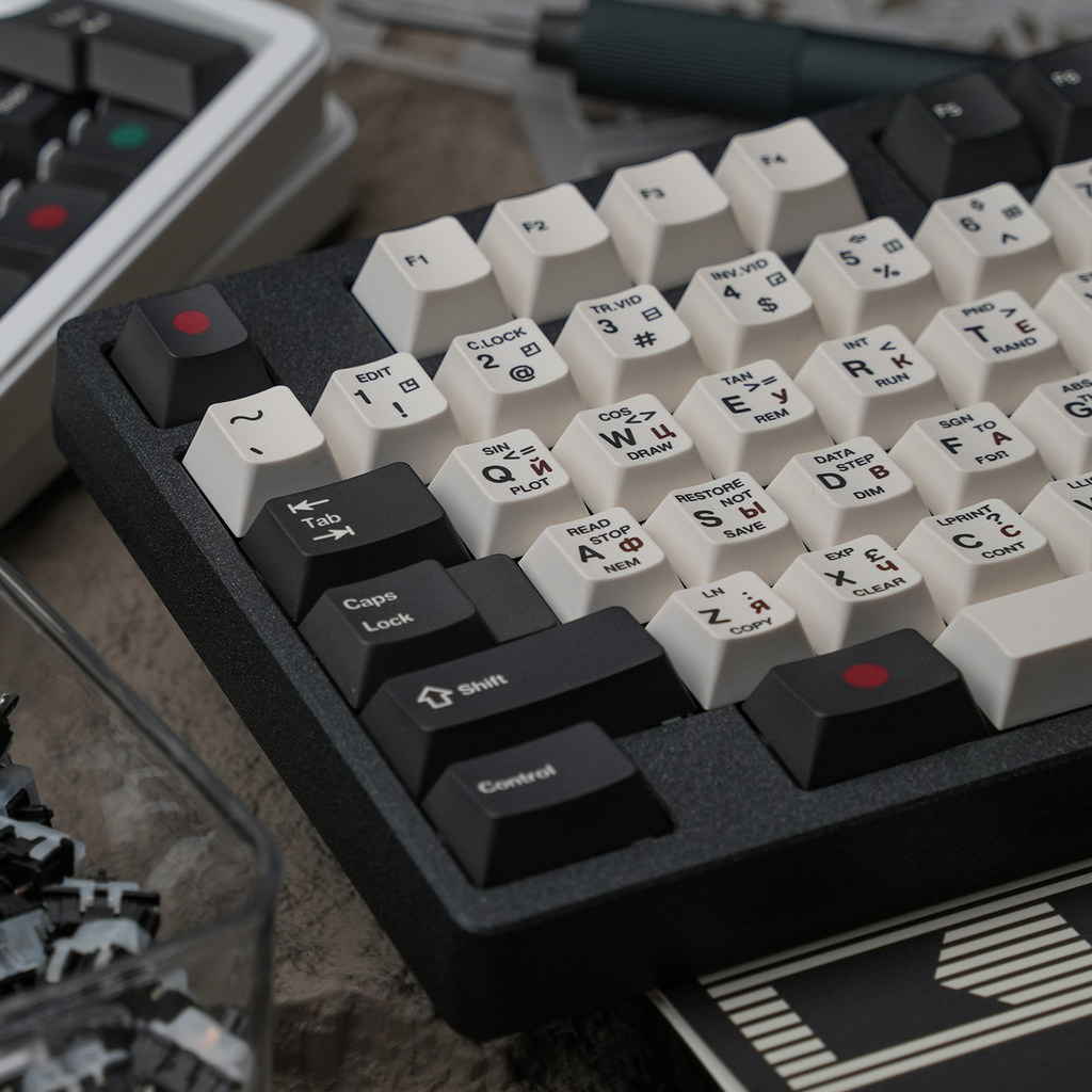 FBB Original Keycap ZX Spectrum Series Retro KPOK รัสเซียที่กําหนดเองสไตล์อุตสาหกรรมสีเทาเข้มสีเทาอ่