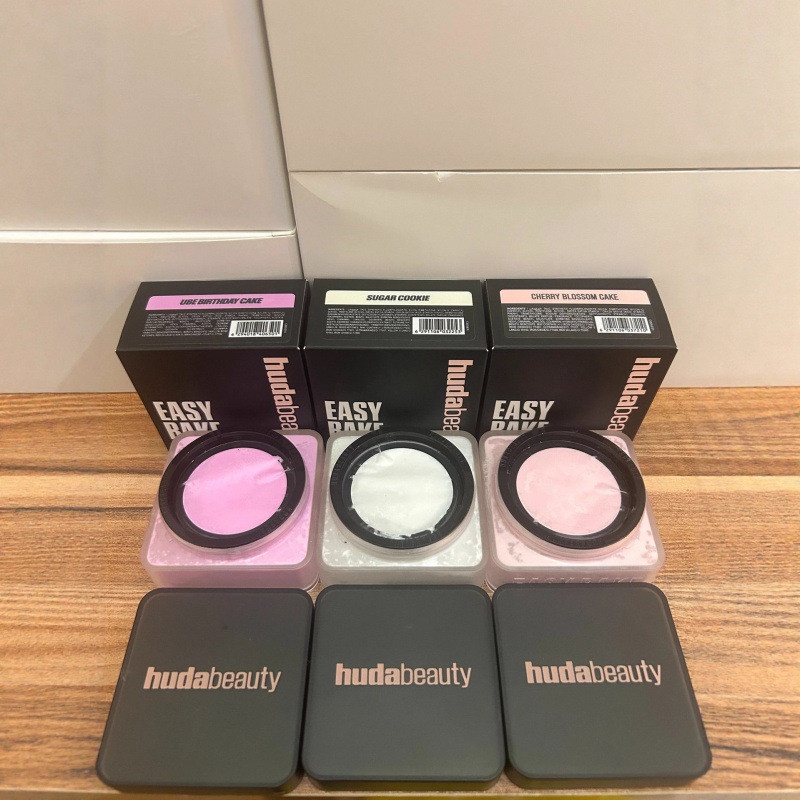 Cross-Border HUDA BEAUTY BEAUTY Loose Powder EASY BAKE Makeup Setting Powder คอนซีลเลอร์ 20g0823