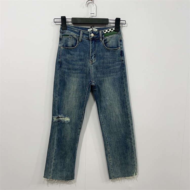 M Size VN Series Womens New Product Fashion All-Match Cigarette Jeans 45-1-270 24JS302
