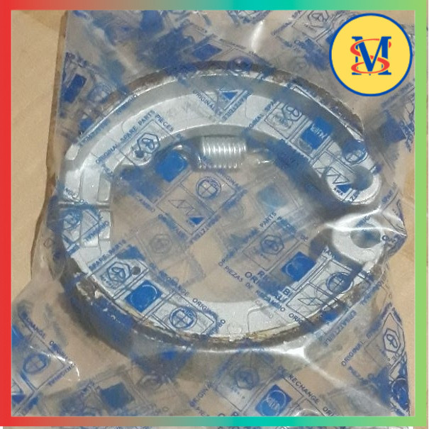 ผ้าเบรคหลัง AZ-150 Pirodo Ring 8 Vespa Super Ricambi Original Precision ทนทาน