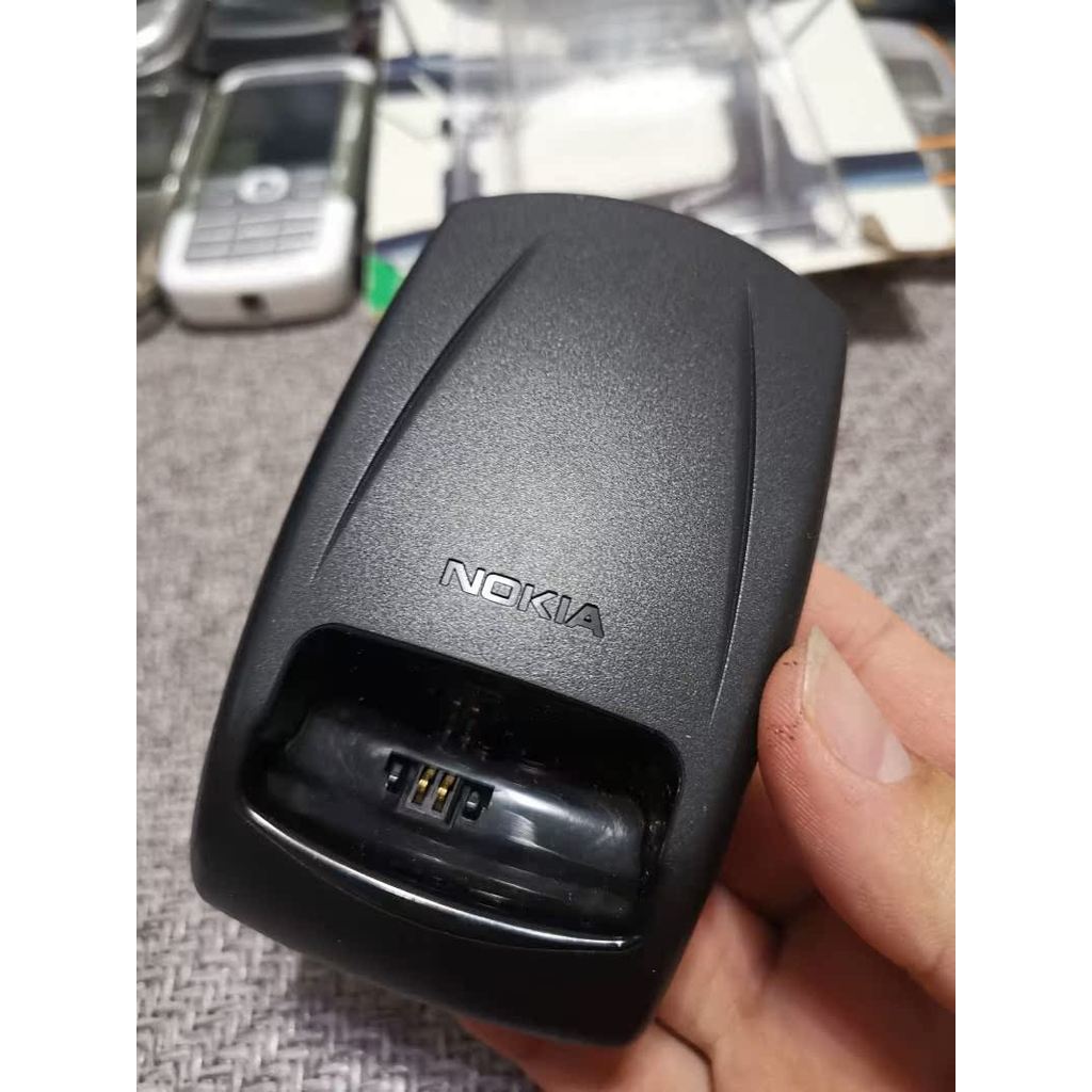 Nokia DCV-1B Nokia 8210 8250 สินค้าคงคลังเครื่องชาร์จของแท้