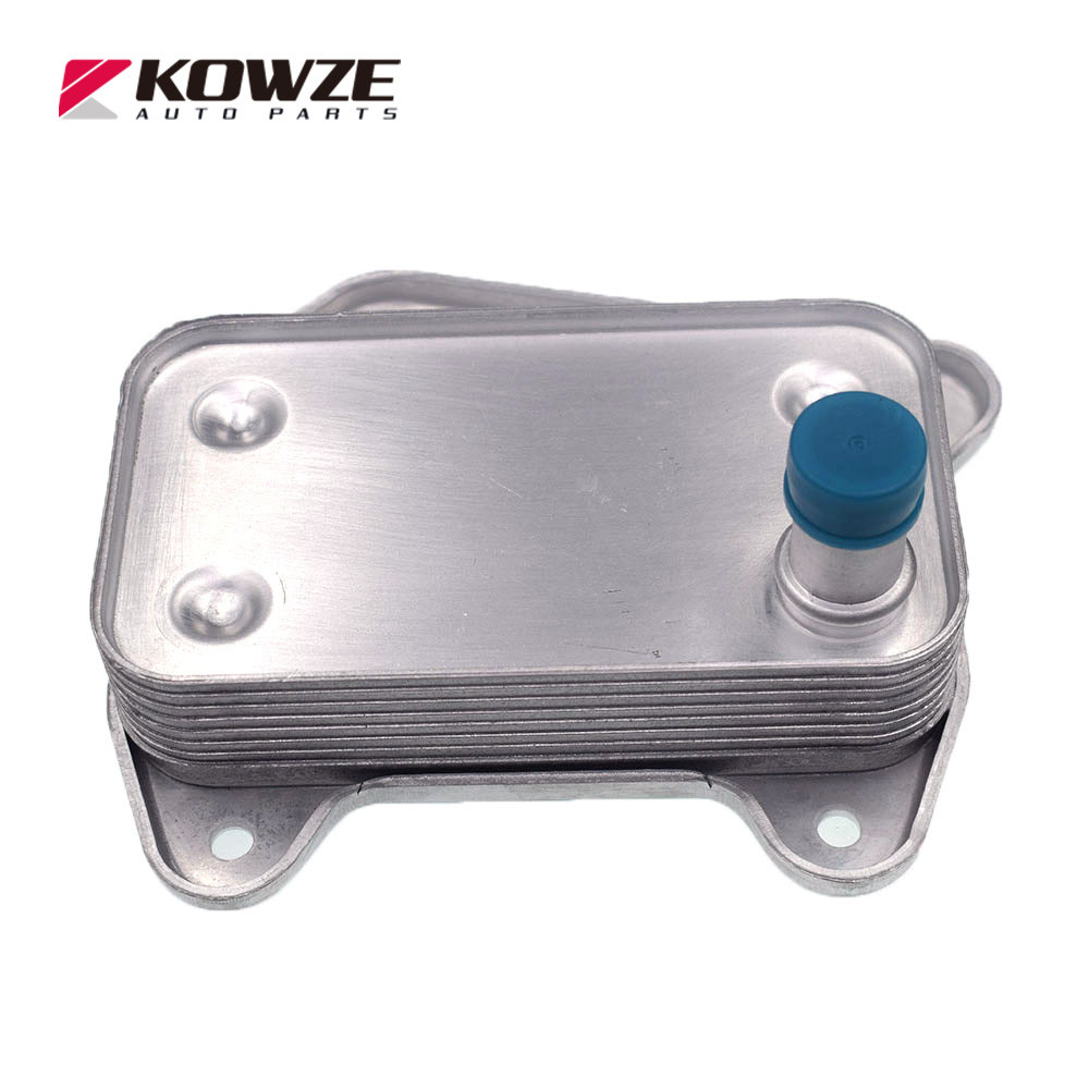 เหมาะสําหรับเครื่องทําความเย็นน้ํามัน Mercedes-Benz 6111880301 หม้อน้ํากระปุกเกียร์ W639W636