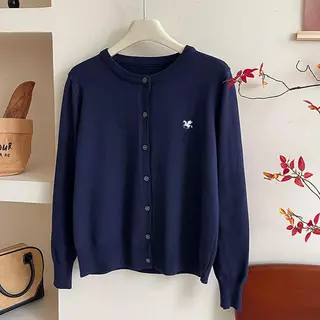 K9428 Embroidered knit cardigan, round collar, soft and comfortable.