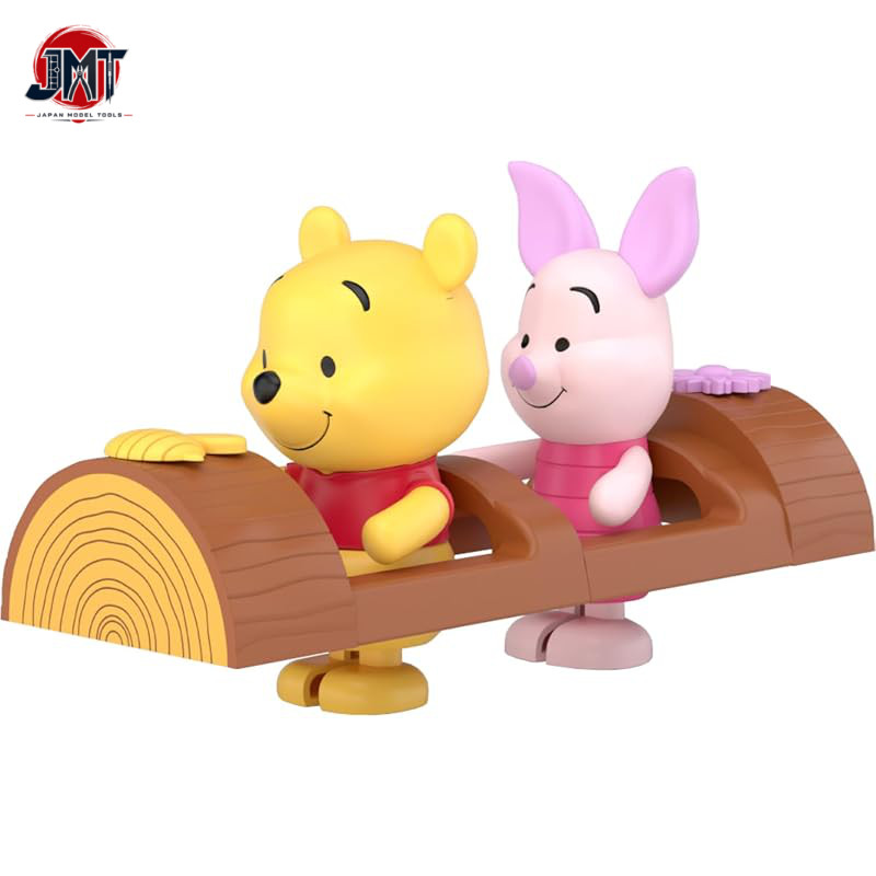 Aoshima Bunka Toyosha RakuPura Tokotoko No. DP-15 Winnie the Pooh Pooh & Piglet Color-Coded Plastic 