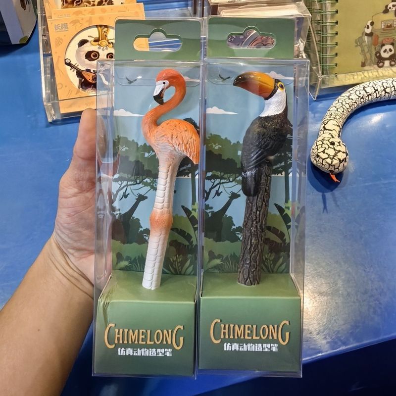 Zhuhai Changlong Ocean Kingdom ของที่ระลึกไดโนเสาร์ Toucan ปากกาสัตว์รูปร่างเครื่องเขียนของขวัญ Zoo 