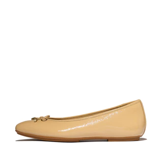 FITFLOP DELICATO BOW PATENT BALLET รองเท้าทรงบัลเล่ต์ผู้หญิง รุ่น A0K-923 สี CAPPUCCINO