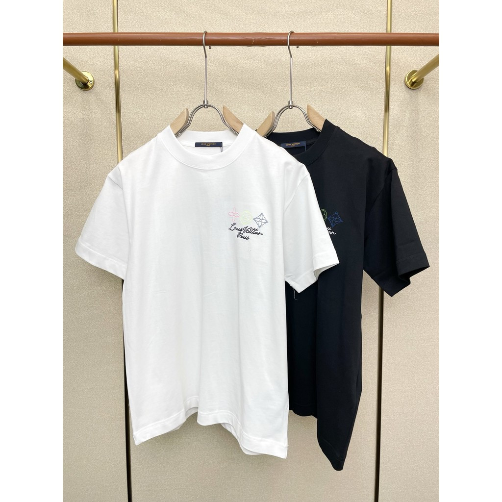 LOUIS VUITTON/LV/2026 คลาสสิกรอบคอแขนสั้นเสื้อยืดผู้ชายผู้หญิงสไตล์ด้านในด้านหน้าไหล่ธุรกิจแฟชั่น Tw