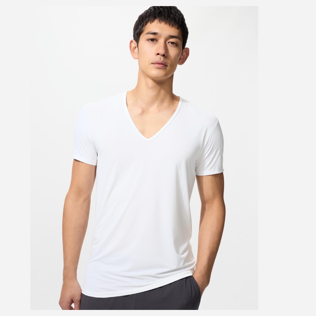 UNIQLO เสื้อยืดคอวี Airism ส่งตรงจากญี่ปุ่น
