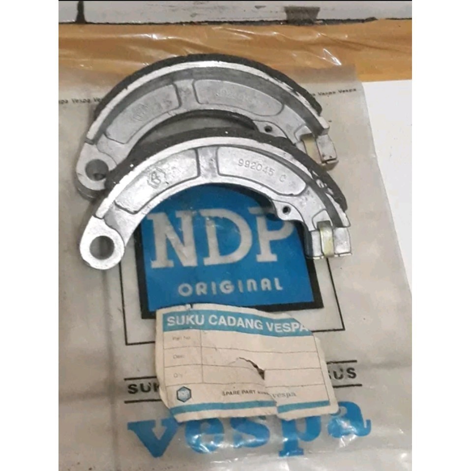 ผ้าเบรคหลัง Pirodo AZ150 NDP nos vespa super bajaj ps strada Vesparaffa