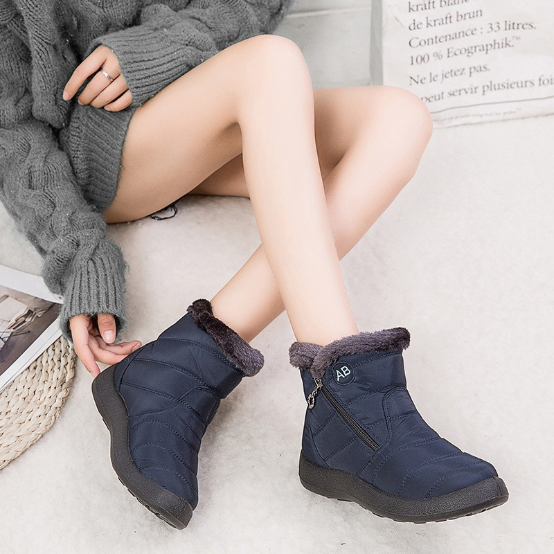 ผู้หญิง ​Snow Boots Waterproof Plush-Lined Wide Winter Boots