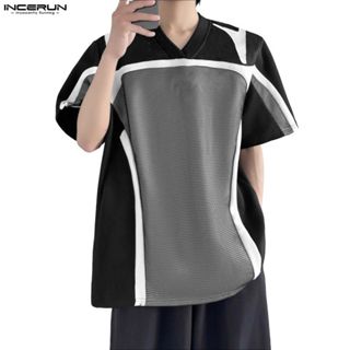 เสื้อยืดผู้ชาย แขนสั้น คอวี พร้อมไหล่เสริม ลายกริดและคอนทราส…