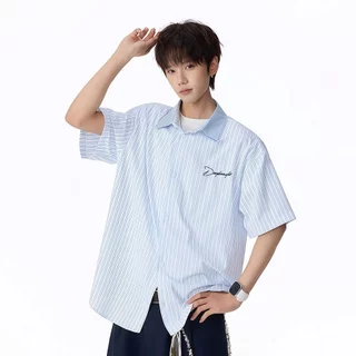 Chaistyle ลายทางตัดสี เสื้อเชิ้ต ฤดูร้อน หลวมสบาย แขนสั้น แบบอเมริกัน เทรนด์ ผ้าบางเบา สไตล์สตรีท ใส่ได้ทั้งชายและหญิง