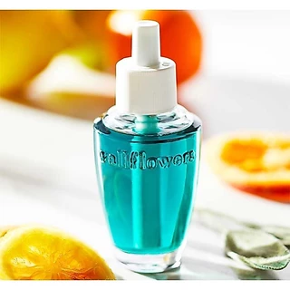 Wallflower Bath & Body Works Refill มีหลากหลายกลิ่นให้เลือกใช้ตามความชอบ หรือตามแต่ความต้องการสร้างบรรยากาศของห้อง