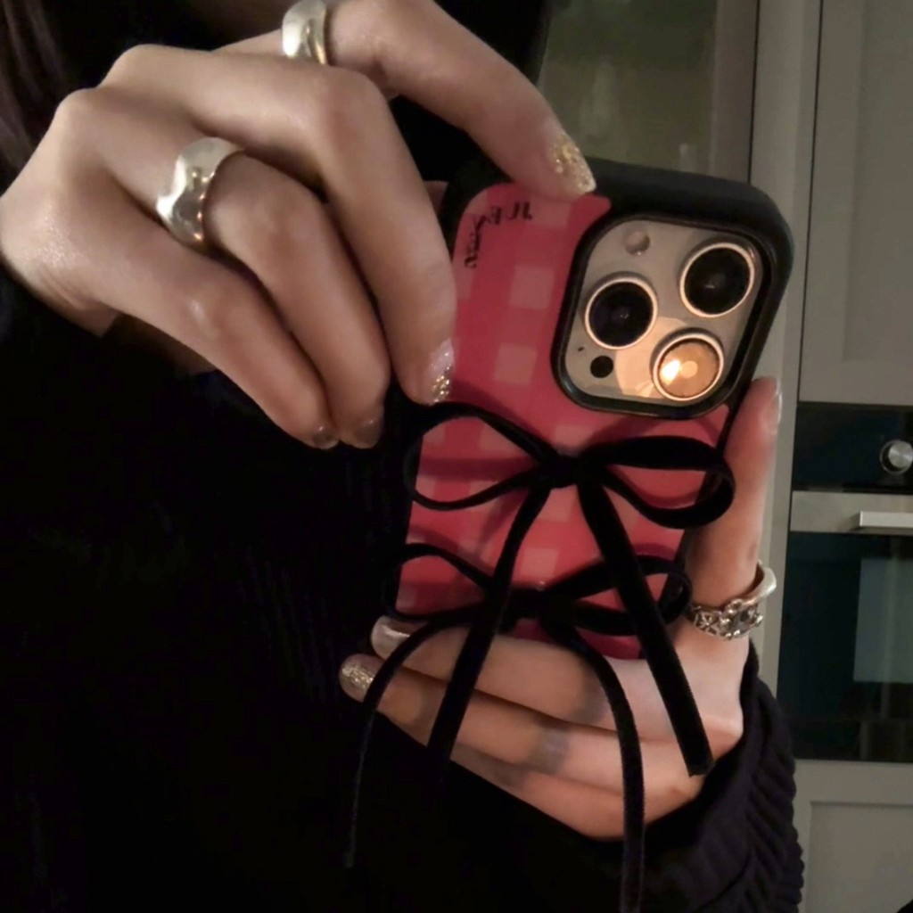 JUEVES Thursday Pink Grid Black Velvet Strap Phone Case 15promax Bow 14pm Apple 15pro