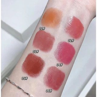 ลิปกลอส Gege Bear lip glossให้ความชุ่มชื้นและบำรุงริมฝีปาก ทำให้ริมฝีปากสดใส ติดทนนาน สไตล์แก้วน้ำ ไม่ติดแมสก์