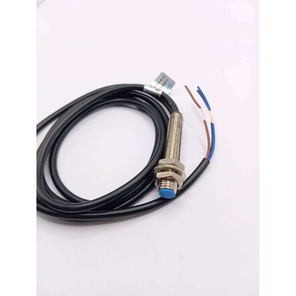 สวิตช์เซนเซอร์เหนี่ยวนํา M8 2 มม. สําหรับ DC 5V NPN NO LJ8A3-1-Z/BX-5V