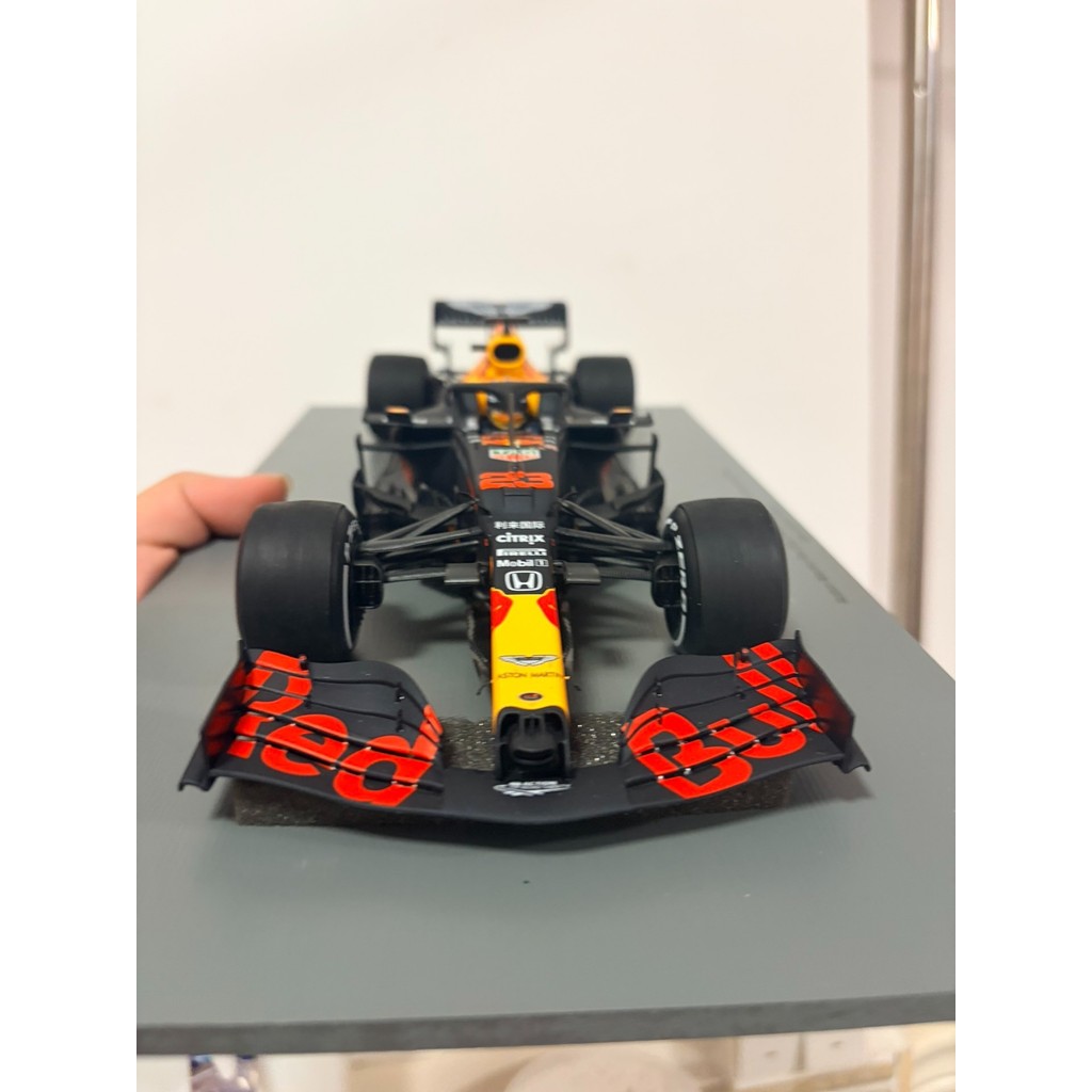 Spark F1 รุ่น 1/18 2020 Red Bull RB16 Arben First Red Bull