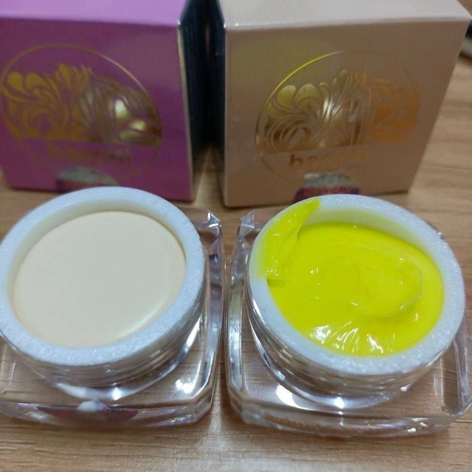 Bsschi Thai Cream Cream Moisturizing Skin Day Cream Night Cream ชุดสองชิ้น 12Y