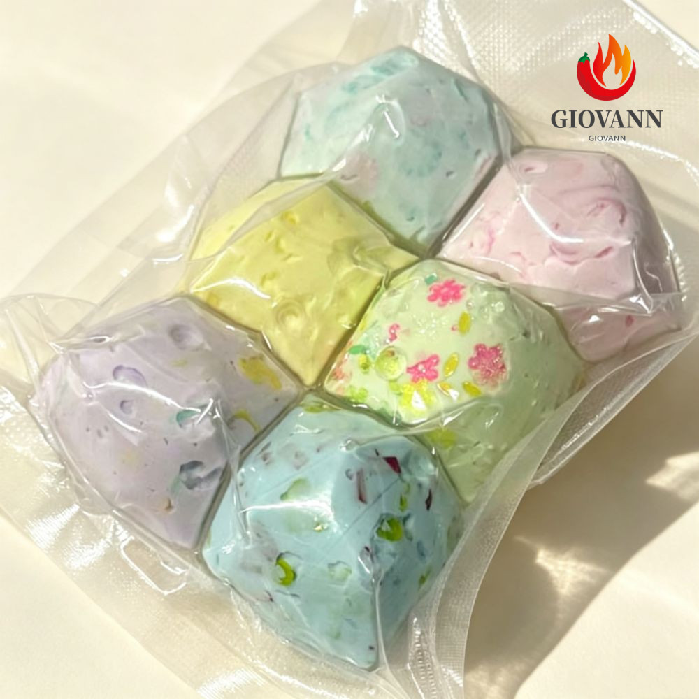 GIOVANNI Crunchy Squeeze, Non-rebound Shapable Crispy Ball, Creative Hand Relax Cute Pinch Blocks Fi