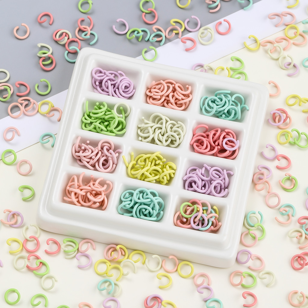 St. kunkka 100 ชิ้นสเปรย์ม้วนเหล็ก Macaron สีเปิดแหวนหลายขนาดสีเปิดแหวน DIY สร้อยข้อมือสร้อยคอเครื่องประดับการเชื่อมต่ออุปกรณ์เสริม
