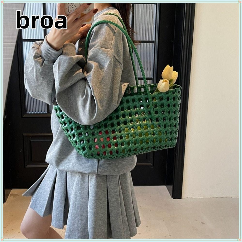 กระเป๋า tote bag สะพายไหล่ผู้หญิงสีทึบ ออกแบบให้มีความจุมาก