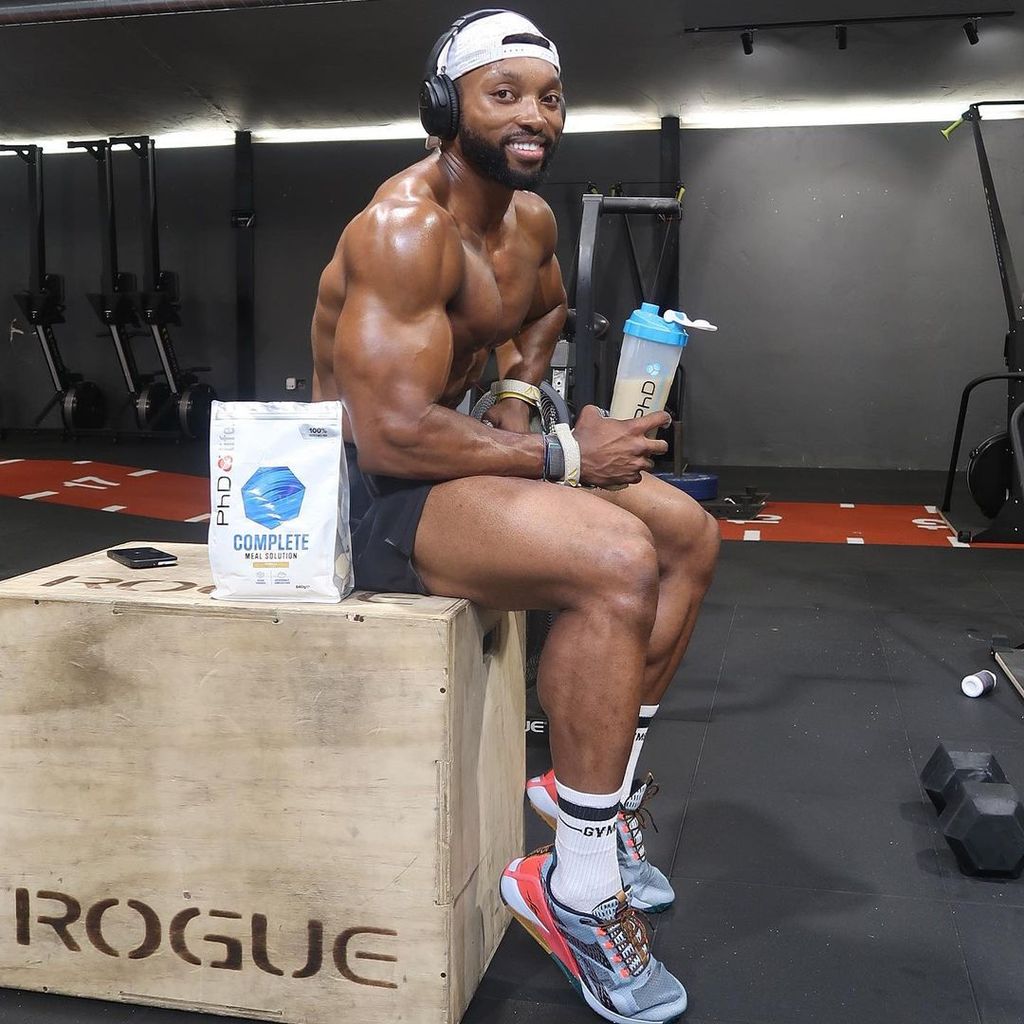 ถุงเท้าทีมครูว์ GYM SHARK สปอร์ตสำหรับผู้ชาย ไซซ์ 39-44