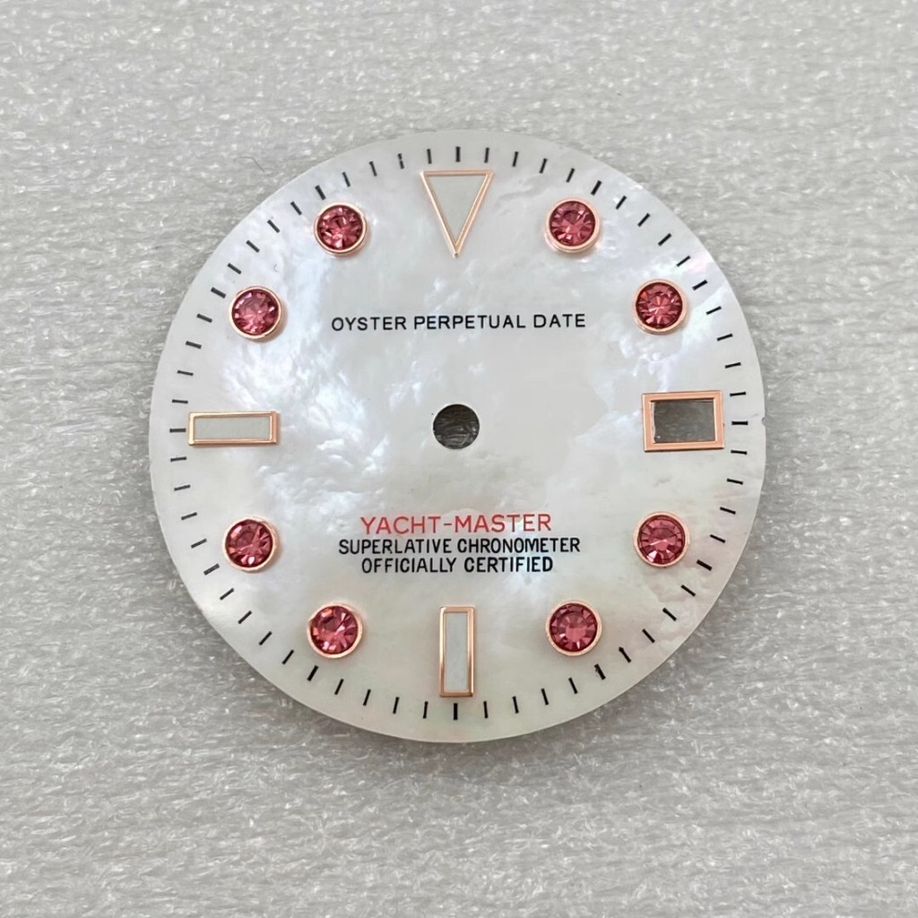 อุปกรณ์เสริมนาฬิกา ~ NH35 Dial พิมพ์ป้ายสีเพชรเล็บ Mother-of-Pearl Dial เส้นผ่านศูนย์กลาง 28.5 มม.ไม