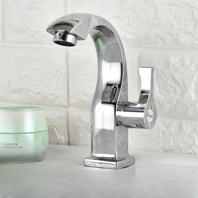 Chromium Plated Bathroom Faucet Single Hole Faucet Kitchen Sink Faucet Flow Nozzle Cold Water Bathro