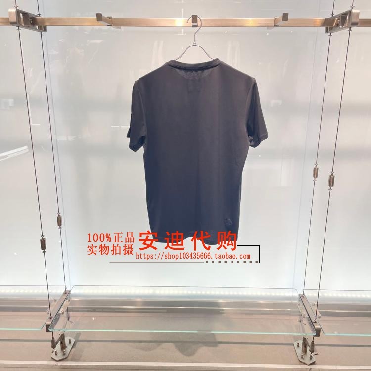 เสื้อยืดผู้ชาย DESCENTE สำหรับฤดูร้อนและสวมใส่ทำกิจกรรมกลางแจ้ง แขนสั้นแบบถักรอบคอดีไซน์ทันสมัย D323