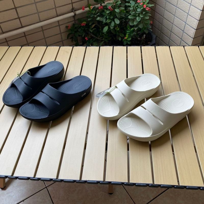 2026OFOS รองเท้าแตะผู้หญิงสบาย Flip-Flops Arch สนับสนุนหนาSoled Shock-Absorbing Recovery รองเท้า