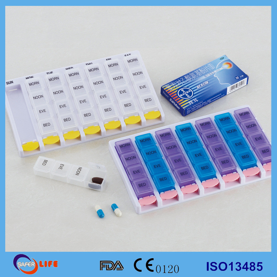 One week4Row28Pill box with buttons Can be split into one piece4Weekly reminder pill box