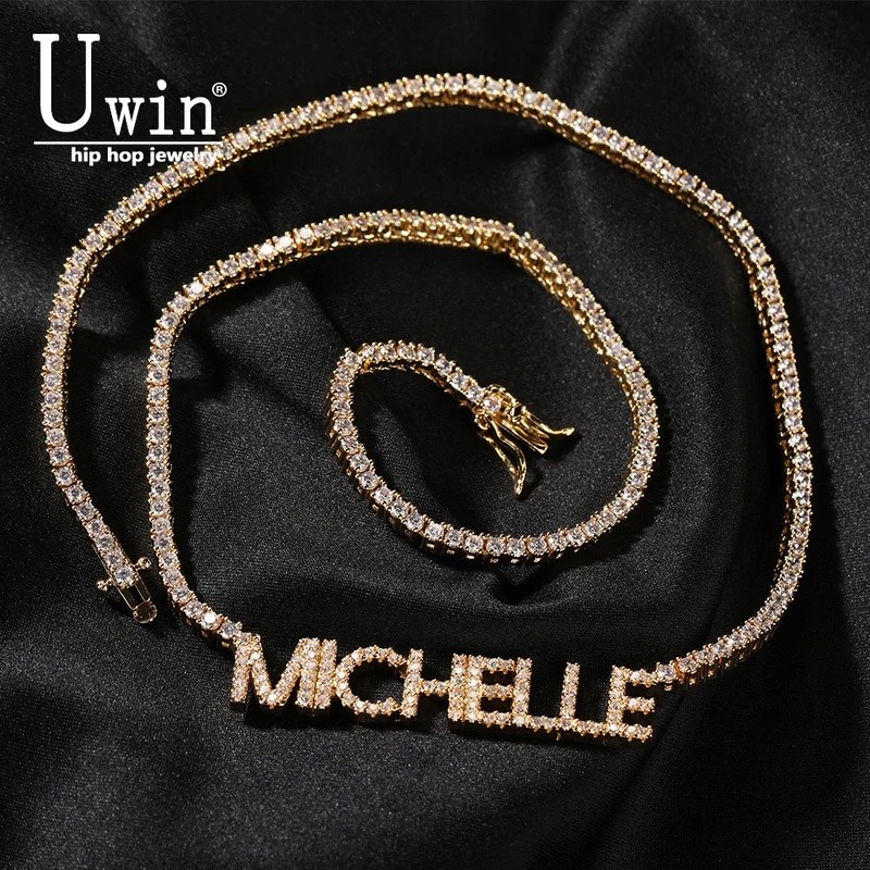 Uwin Custom Mini ตัวอักษร 2 มม.เทนนิสชื่อสร้อยคอจี้ Iced Out CZ ป้ายชื่อ HipHop เครื่องประดับของขวัญ