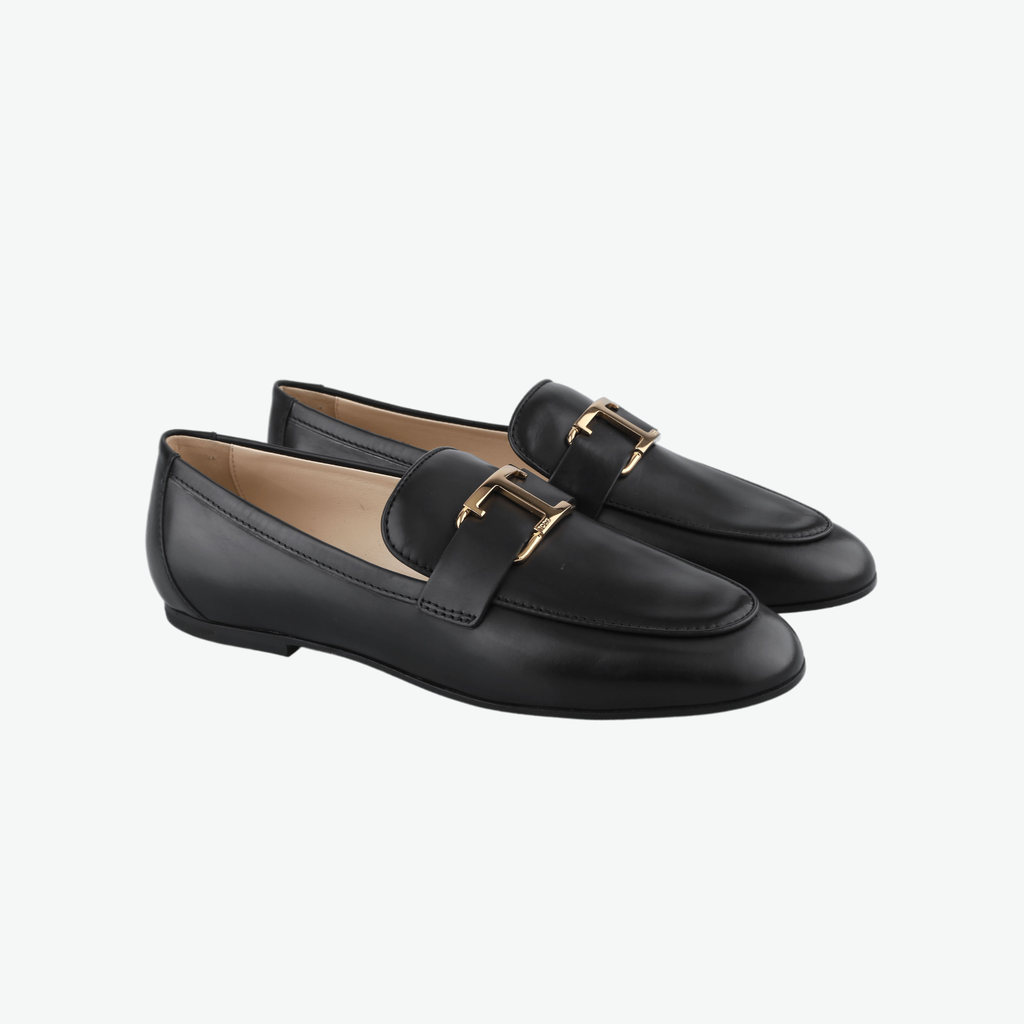 TODS TIMELESS รองเท้าโลฟเฟอร์หนัง T-Buckle ขนาดใหญ่สีดํา XXW79A0GG90-NF5-B999