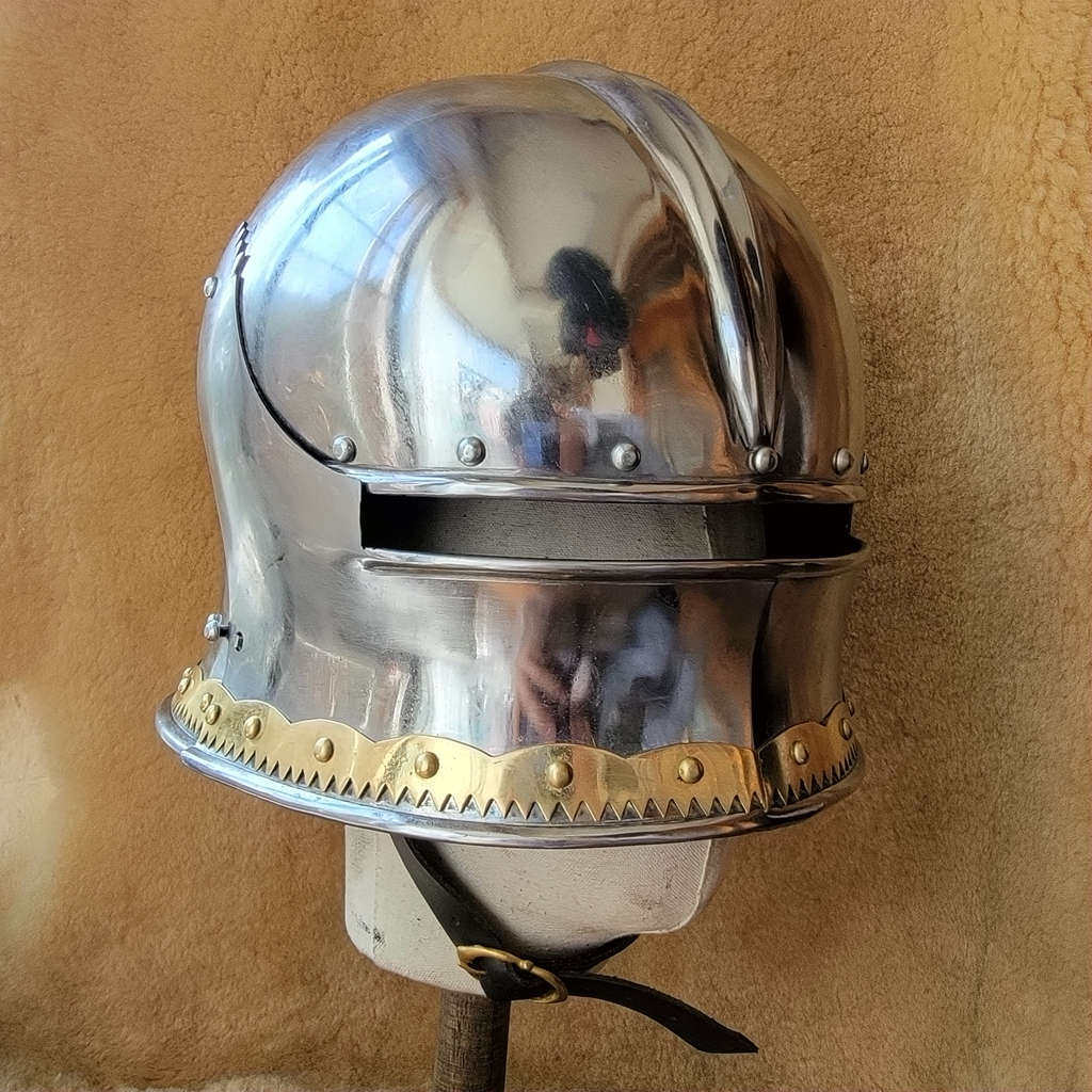 [งานสั่งทำ] หมวกเกราะเยอรมันโกธิค ศตวรรษที่ 15 15th Century German Gothic Sallet with Brass Half-Bev