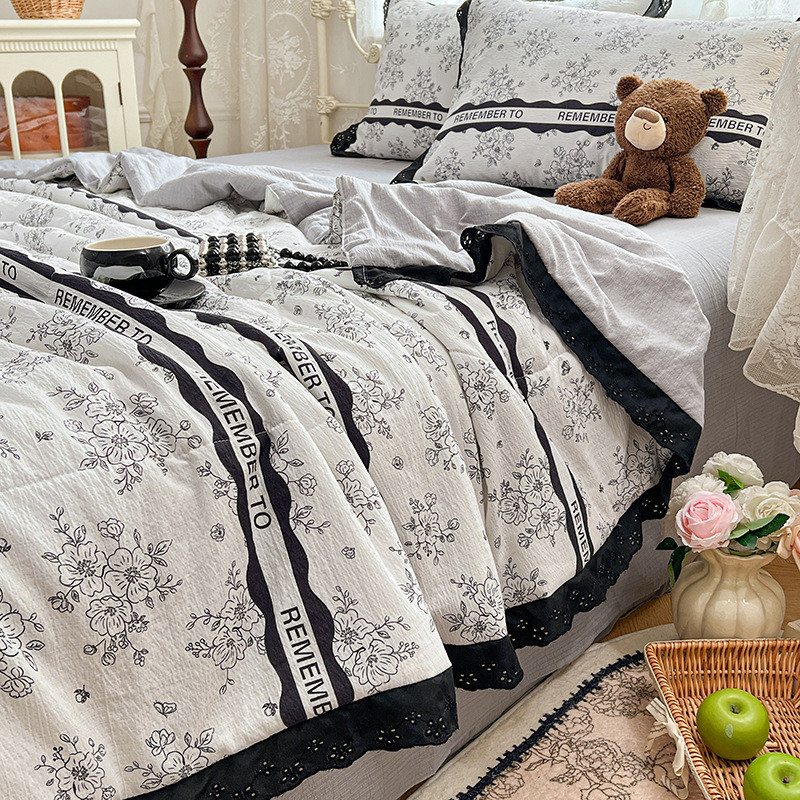Class A Maother Baby Grade All Cotton Lace Quilt ชุดสี่ชิ้น Hepburn Style Cloud Feel เส้นด้ายย่นเครื