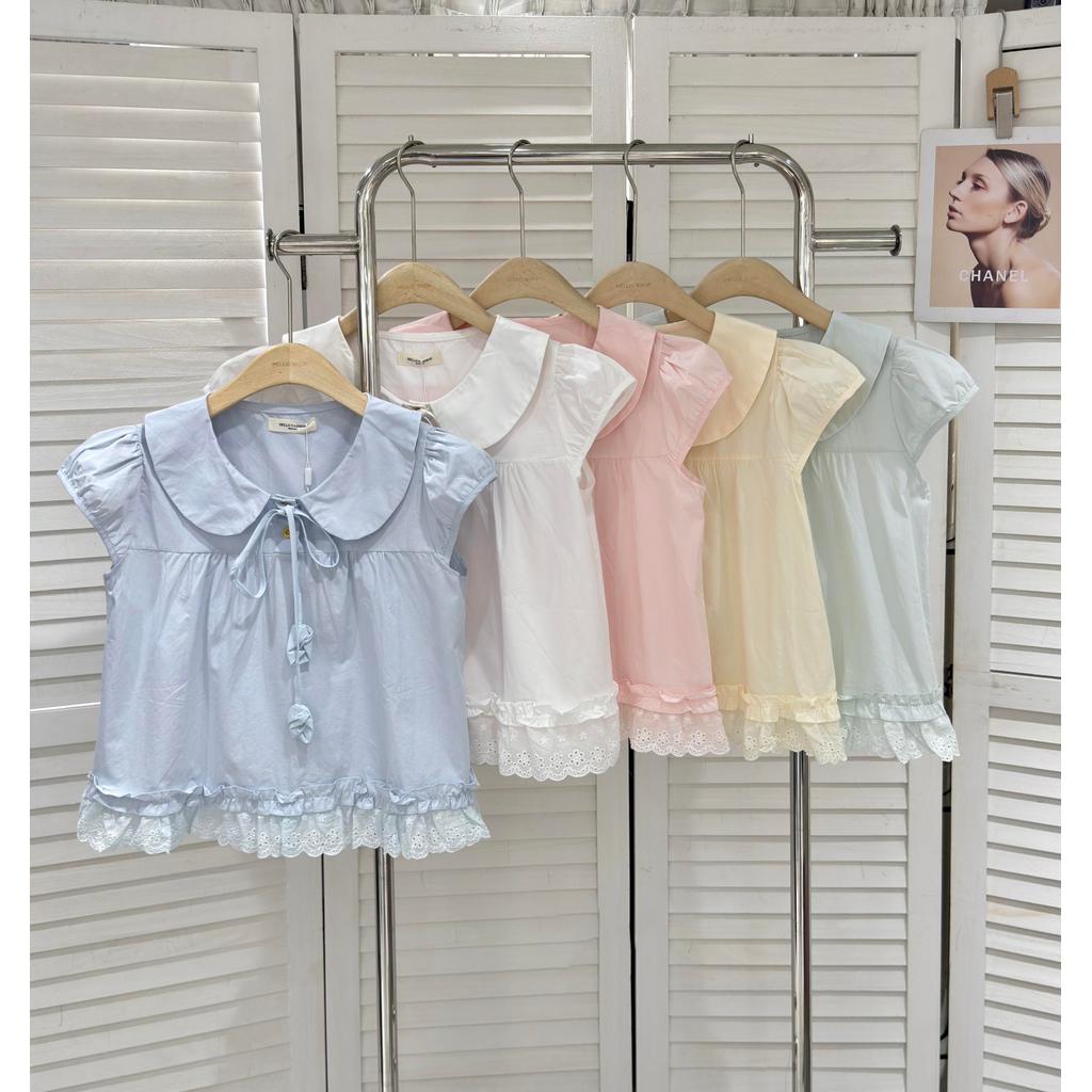 Hana top : KN.Clothes เสื้อคอบัวแขนล้ำ แต่งโบว์ช่วงคอ ชายระบายลูกไม้ เสื้อทรงปล่ยอ ผ้าคอตตอน ใส่สบาย HS