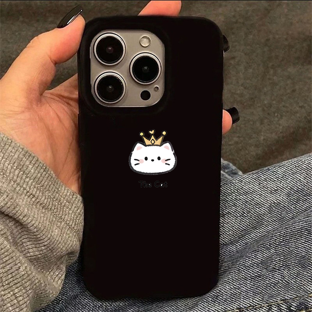 เคสไอโฟน 13 15 11 17 16 12 14 ProMax ลายแมวใส่หมวกเบสบอลพื้นสีขาว 7 8Plus XR X XS Max