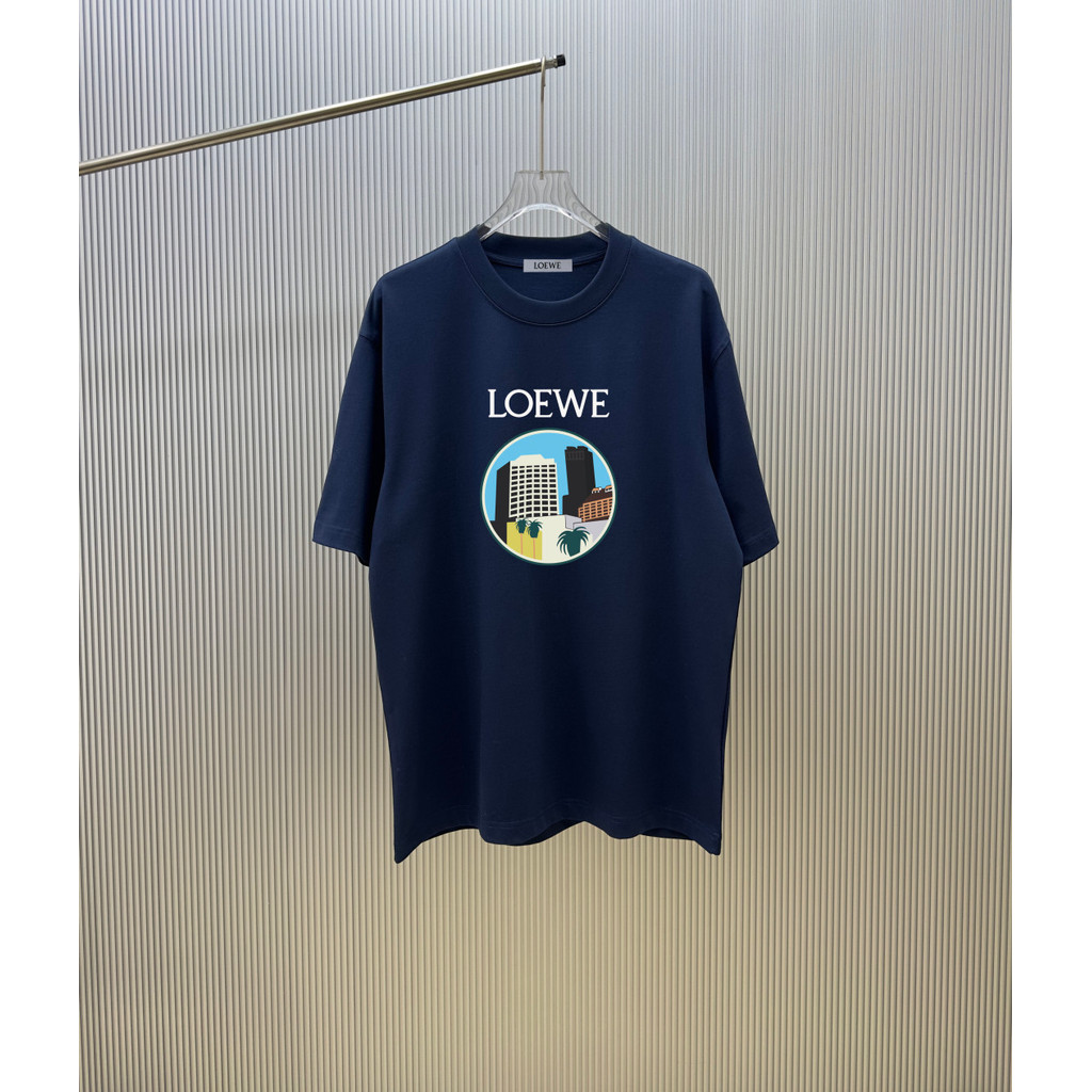 Loewe/Loewe/2026 เสื้อยืดคอกลมแขนสั้นสไตล์คู่ผู้ชายสไตล์ใหม่ 2025 ฤดูใบไม้ร่วงรอบคอ Slim-Fit โลโก้พิ