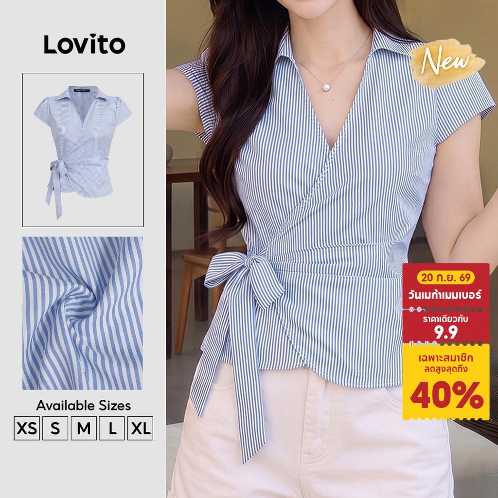 (New Arrival) Lovito เสื้อเชิ้ตผู้หญิงสีฟ้าฤดูใบไม้ผลิ/ฤดูร้อนไม่สมมาตรตกแต่งผูกผ้าลูกไม้ BLB203TD145