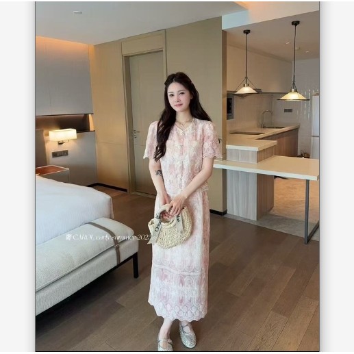 25n5ย27 [เซียงหนิว] สูท ม ยาว 50 อก 90 กระโปรงยาว 87 เอว 62 สะโพก 94 1927