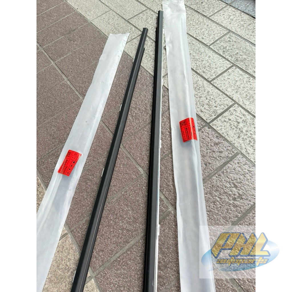 ยางรีดน้ำ Nissan Teana L33 ปี2013-2020 รุ่นชุบ