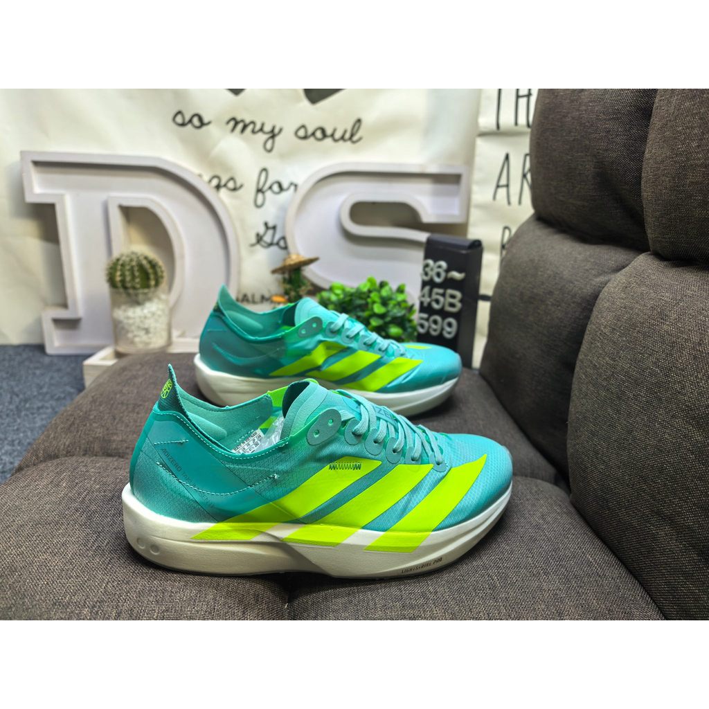 รองเท้าพื้นหนา TAKUMI SEN 11 W สำหรับพ่อ ออกแบบมาให้นำเอาไปเล่นเทนนิสและวิ่งได้อย่างลงตัว