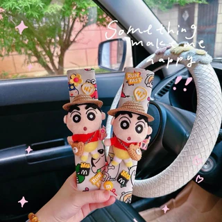 1pcs ดินสอสี ชินจัง เข็มขัดนิรภัยรถยนต์ฝาครอบป้องกันตัวละครอะนิเมะน่ารักตกแต่งเข็มขัดนิรภัยไหล่ปกหญิงอุปกรณ์เสริมในรถยนต์
