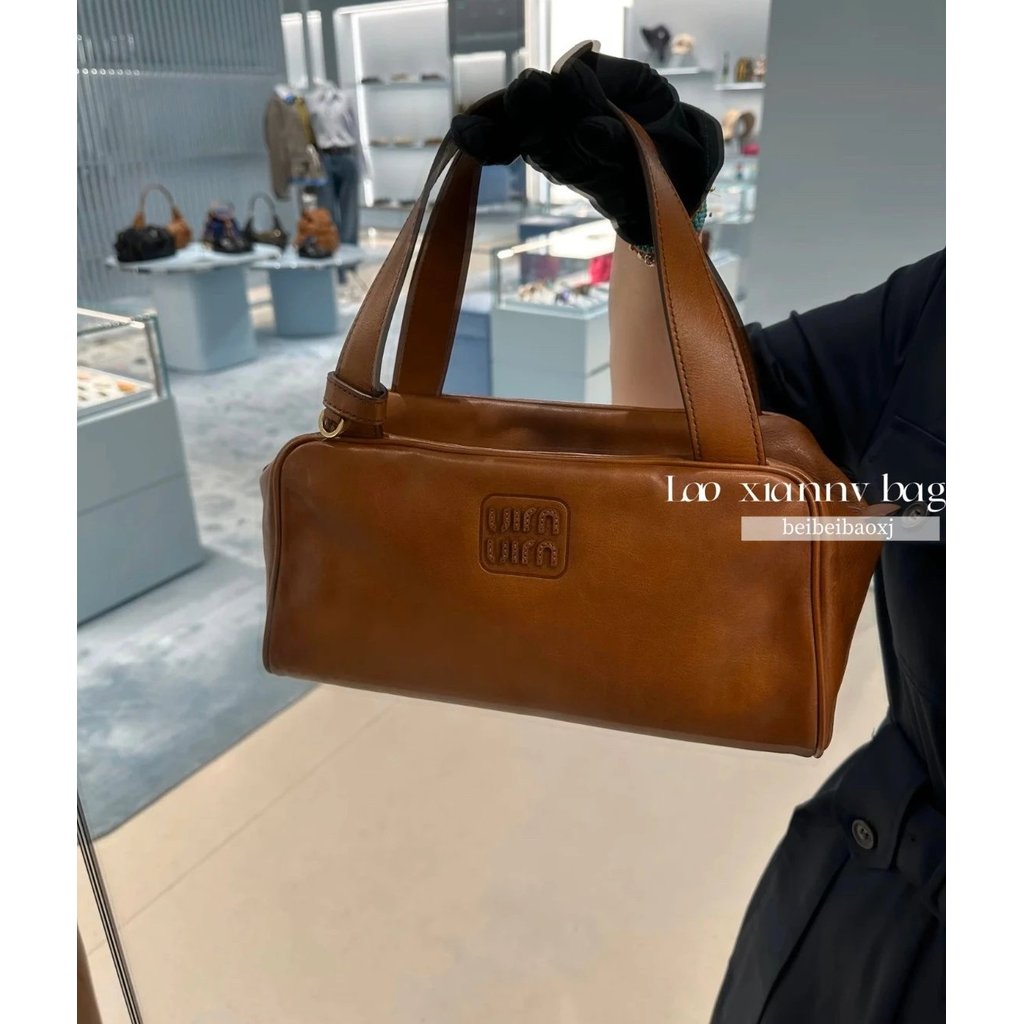 MIUMIU/Muu Bowling Handbag Female Bag Underarm Bag Muu Bag miumiu Bowling Bag miu Bowling Ball Muu B