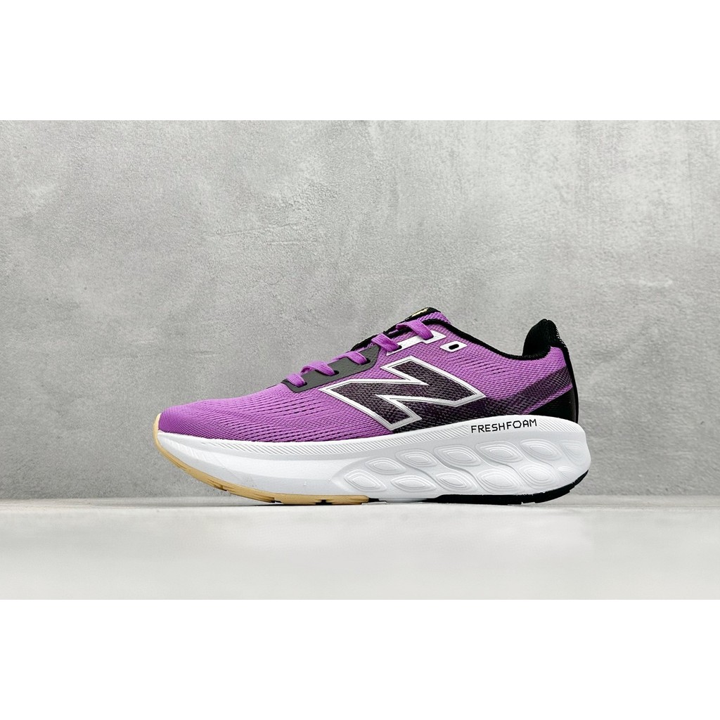 รองเท้าผ้าใบ New Balance NB 520 แฟชั่นสำหรับผู้หญิง มีเทคโนโลยี FuelCell และระบบดักซับแรงกระแทกด้วย 