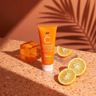 Boots Vitamin C Brightening Cleansing Gel 100Ml บู๊ทส์ วิตามิน ซี ไบรท์เทนนิ่ง คลีนซิ่ง เจล 100มล.
